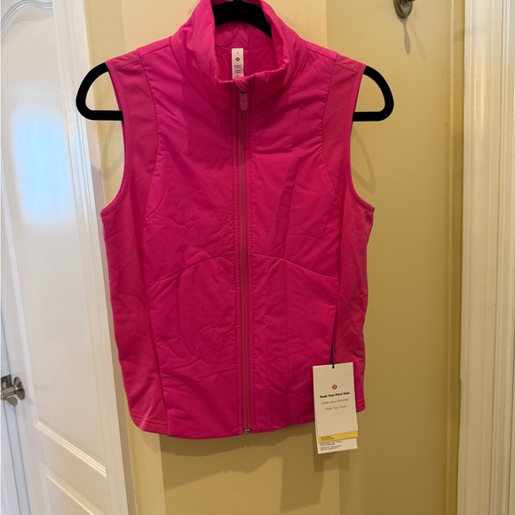NWT lululemon push your pace vest - Picture 5 of 8